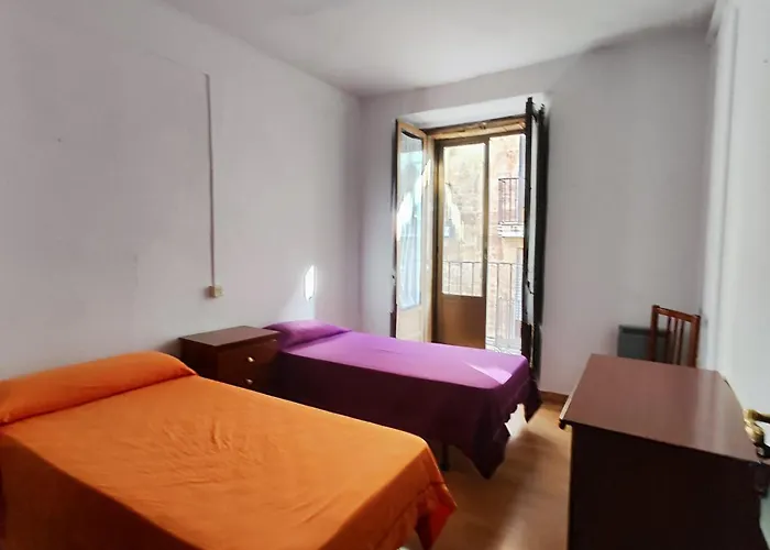 Residencia 14 Hotel *